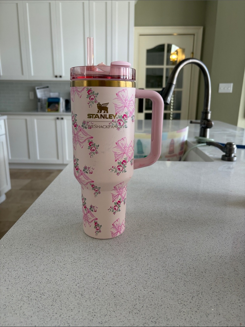 Stanley Pink LoveShackFancy Insulated 40oz